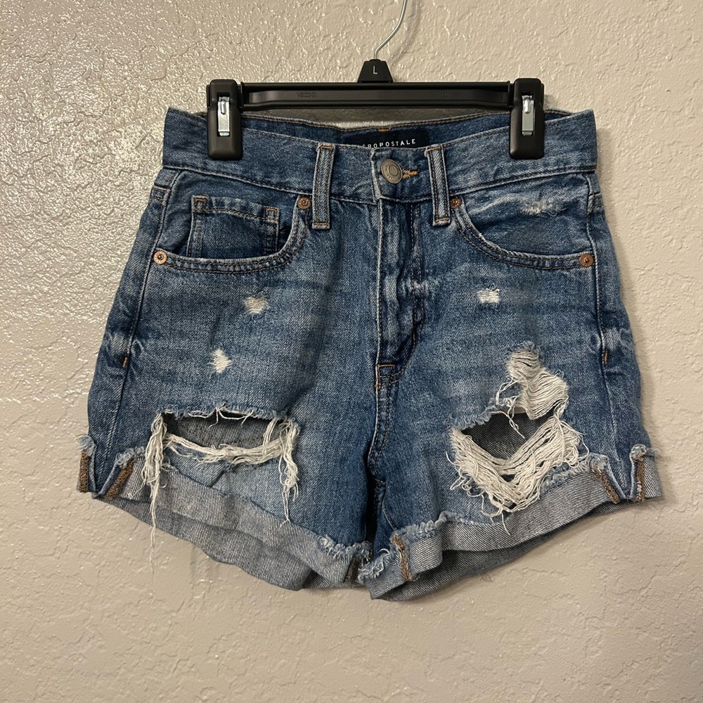 Aeropostale Ripped Rolled-Hem Denim Shorts in Blue 000
